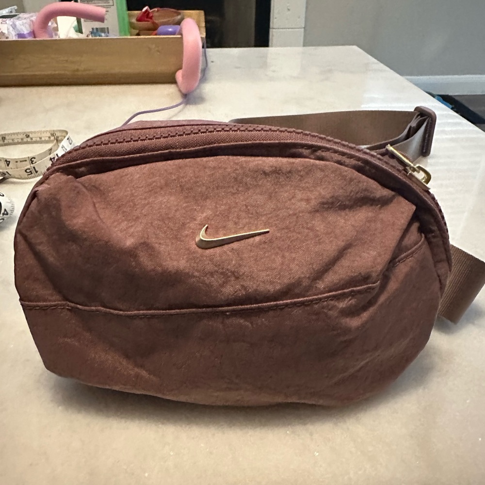 Nike Aura Waistpack Belt Bag Pink